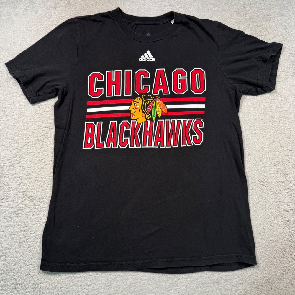 Adidas Chicago Blackhawks T Shirt Mens Small Black Amplifier Graphic Hockey Tee